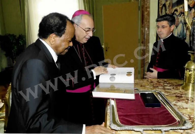 Benoît XVI / Paul Biya & François